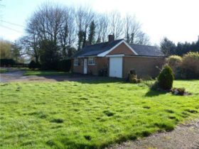 3 bedroom Detached t...